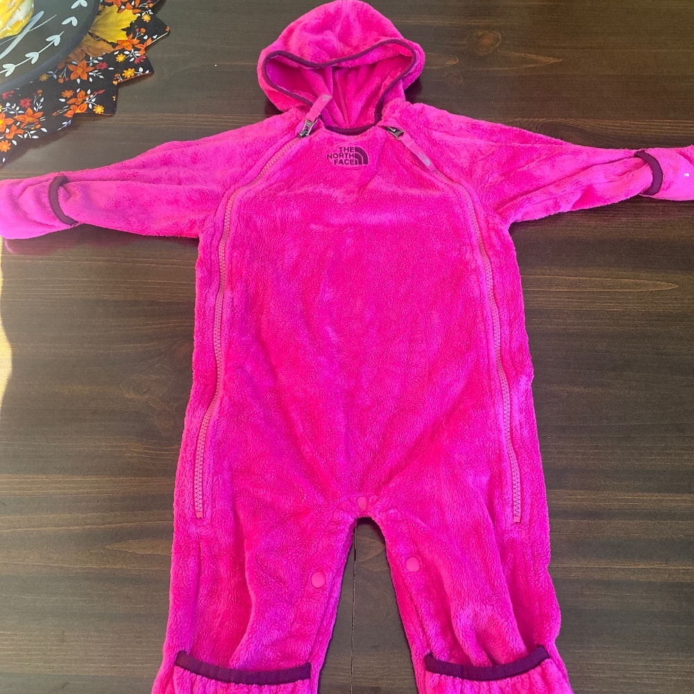 The North Face 6-12 M Snow Suit